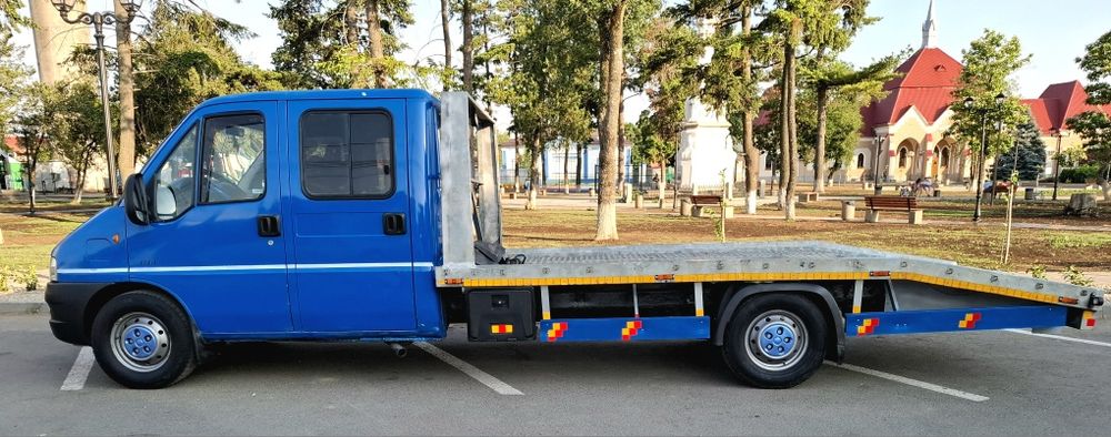 Tractări auto non-stop.