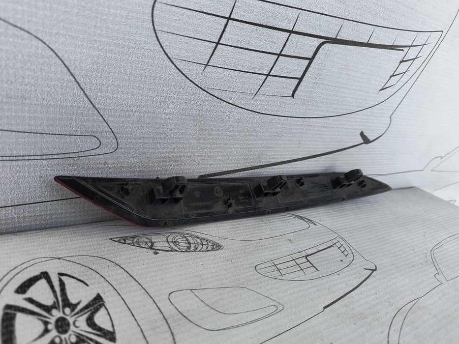 Stop / Catadioptru / Ochi de Pisică Bară Spate Stânga VW Golf VII 2022 / 2013-2020 Cod OEM 5G0945105C (5C2)