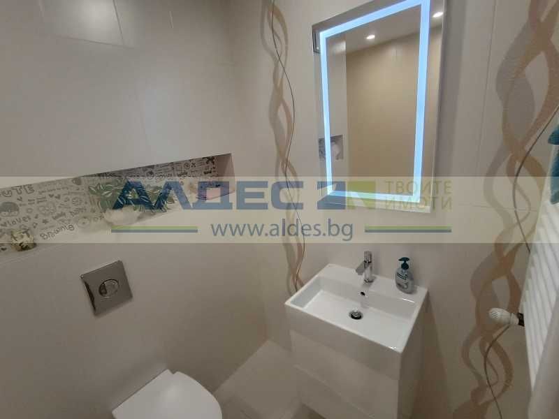 Дава се под наем Четиристаен апартамент в София, Младост 3 - 130 кв.м за 1275 € - Снимка #15