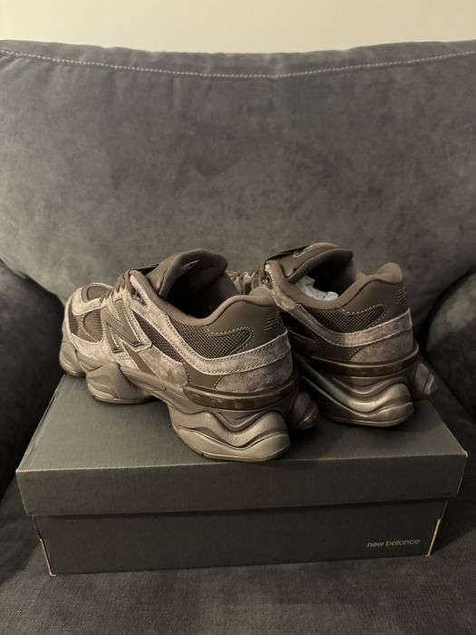 Adidasi New Balance 9060 maro