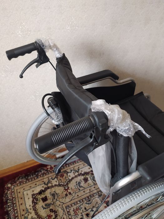 Продается инвалидная коляска. Новая.