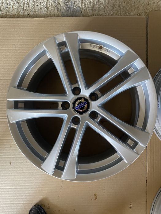 18 цола 5 х 108 мм Волво , Форд Куга Volvo XC 60 , XC 70 , Ford Kuga