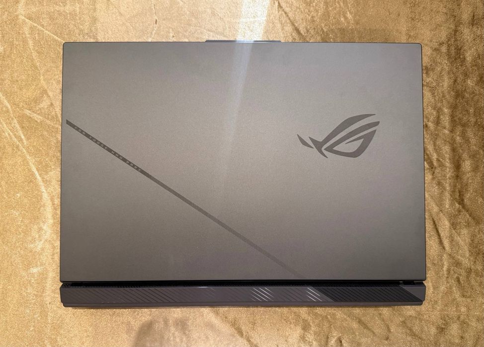 Asus Rog Strix G 18
