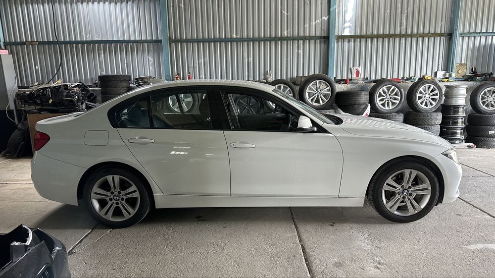 Elemente caroserie BMW f30 Usa  capota portbagaj bara oglinda Alb 300