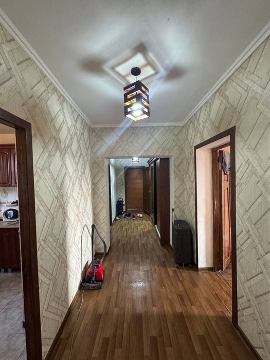 Продаётся квартира. 100 м2.