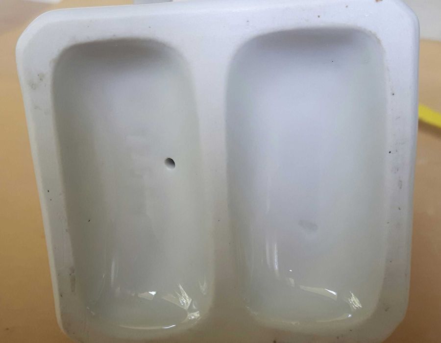 Статуэтка факелоносец