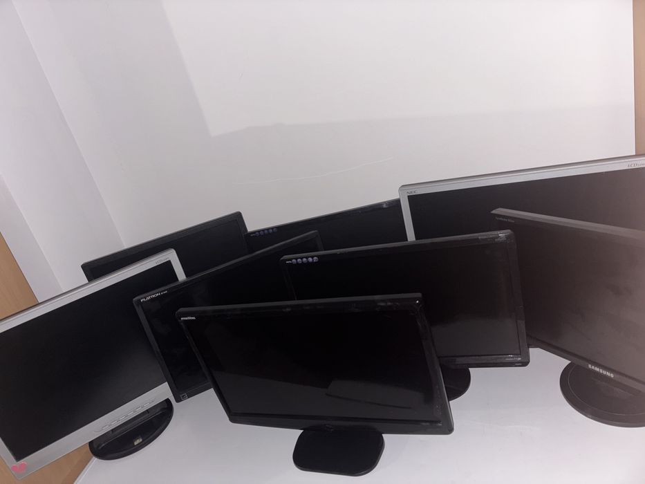 monitoare de vanzare