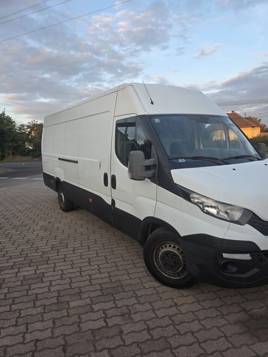 Vând iveco daily 2017  35 -210 motor 3000   210 cai