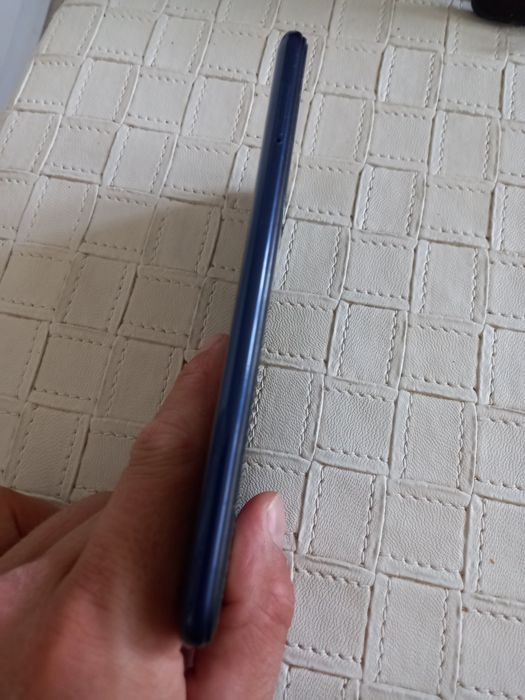 Телефон смартфон Samsung a10