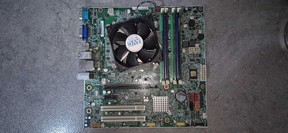 Kit placa de baza Lenovo IS7XM, procesor i5-3470 si 8GB RAM DDR3