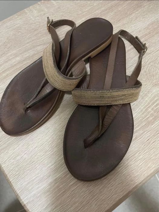 Sandale de piele Inuovo 35