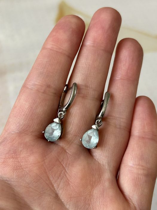 Серьги с голубым топазом