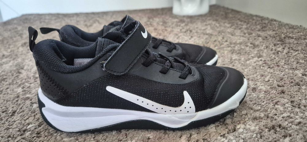 Маратонки Nike за момче, 35 номер