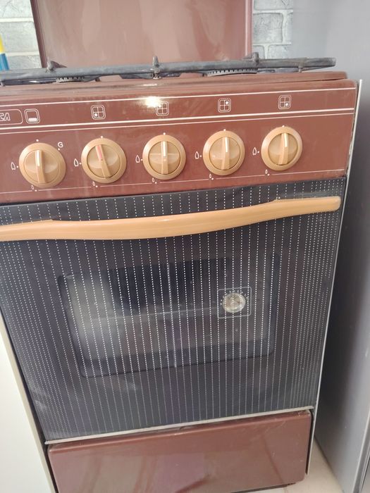 Aragaz+Mașina de spalat