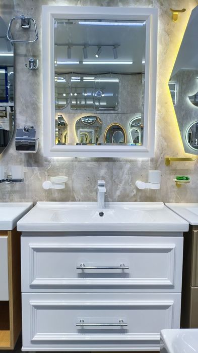 Vanna uchun tumbalar pvs materialda