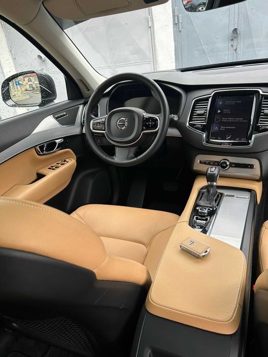 Volvo XC90 D5 AWD (km reali/distributie schimbata decembrie 2025)
