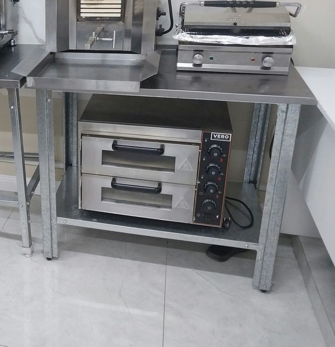 Продам нержавейка стол 1м