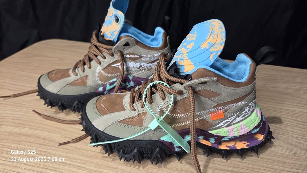 Nike & Off-White, EU 38