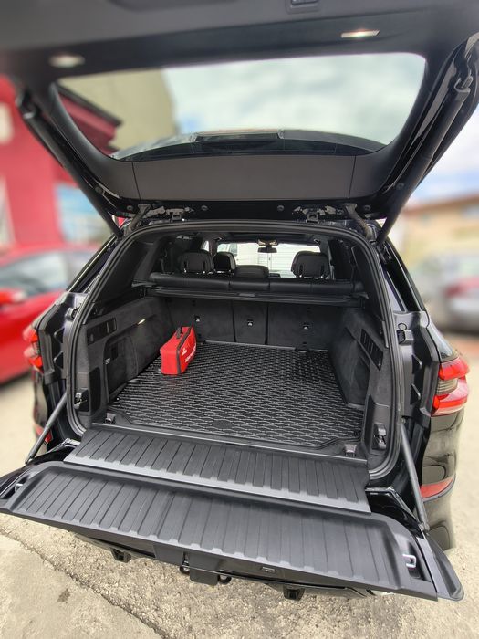 BMW X5 xDrive40i (G05) M-Pack| BLACK SHADOW| Sky Lounge