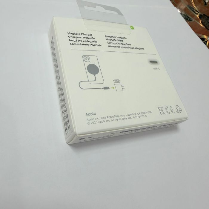  25W Magsafe charger (1m) безжично зарядно за iPhone с USB C