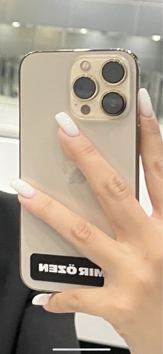 13 про 256 гб, емкость 90%