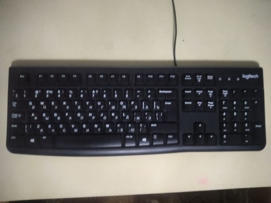 Офисная Клавиатура - {Logitech}