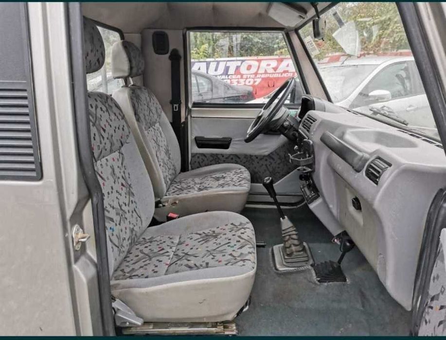 VAND Camioneta Mahindra 4x4 greu 2.5 tdi 10/2013