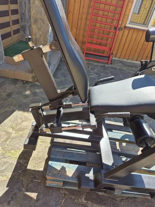 Aparat extensii picioare/ Leg extension Panatta Freeweight !!!