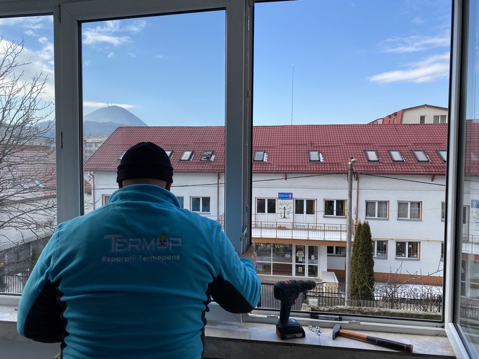 Reparatii termopane , Inlocuire feronerie, Inlocuire sticla