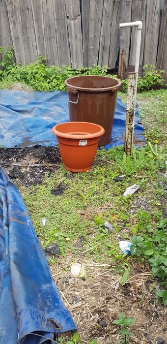 Продам горшки для цветов