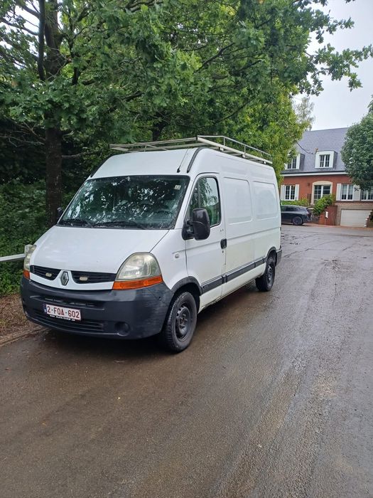 Vând Renault master 2010
