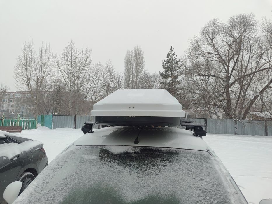 Бокс багажник на автомобиль