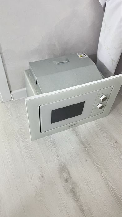 Микроволновка встроенная
