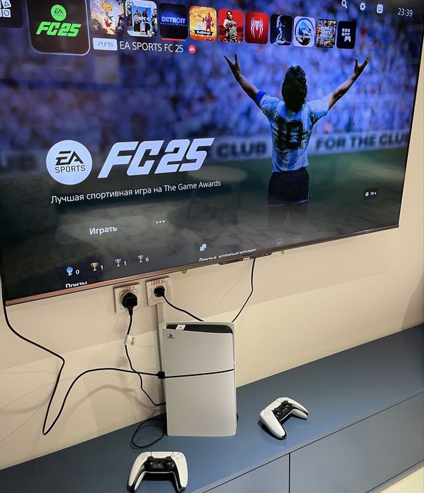 PlayStation 5 Slim Digital + 2 DualSense