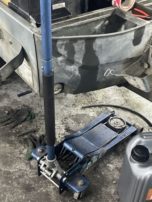 Продаю оборудование  для СТО