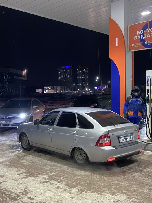 Обменяю штампы от приоры р14 балотном цвете