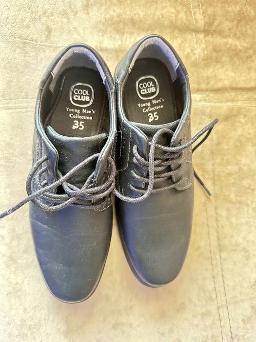 Детски обувки за момче.