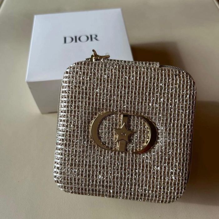 Чанти златни Dior