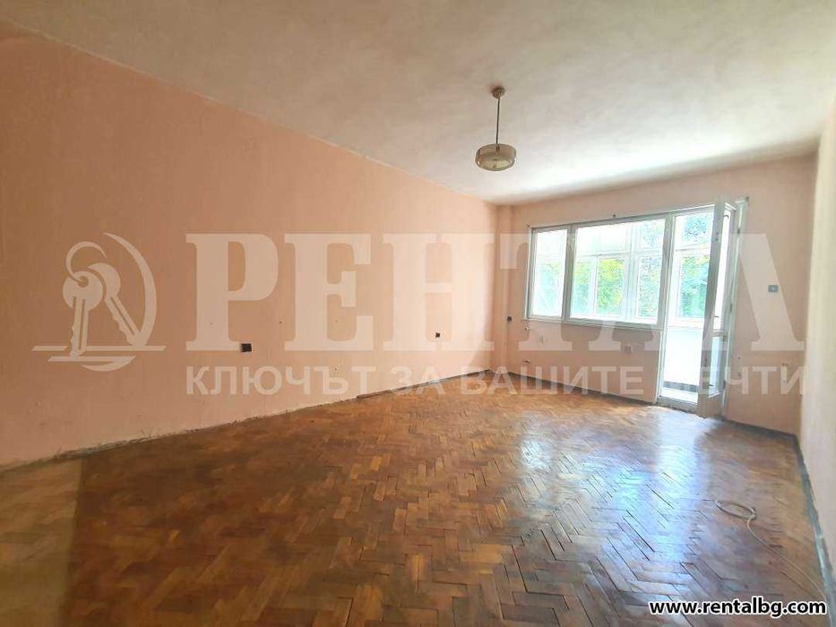 Продава се Тристаен апартамент в Пловдив, Младежки Хълм - 108 кв.м за 1621 €/кв.м - Снимка #11