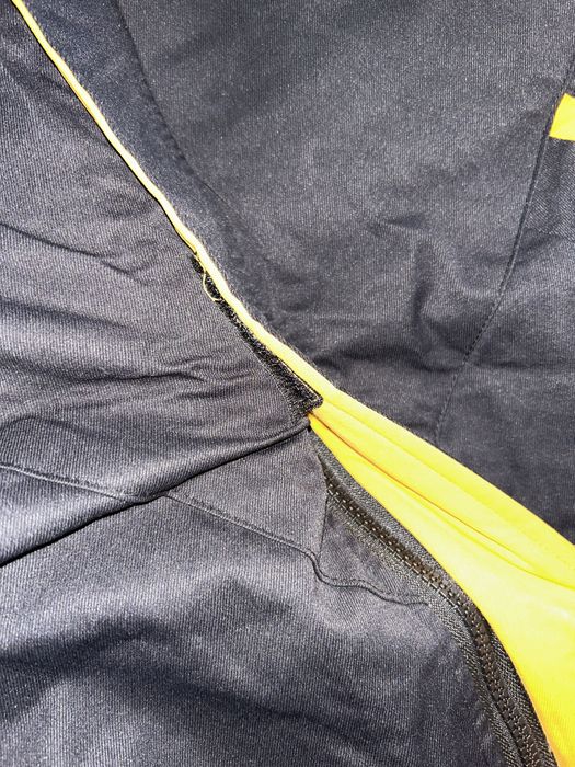 Продаю новую куртку