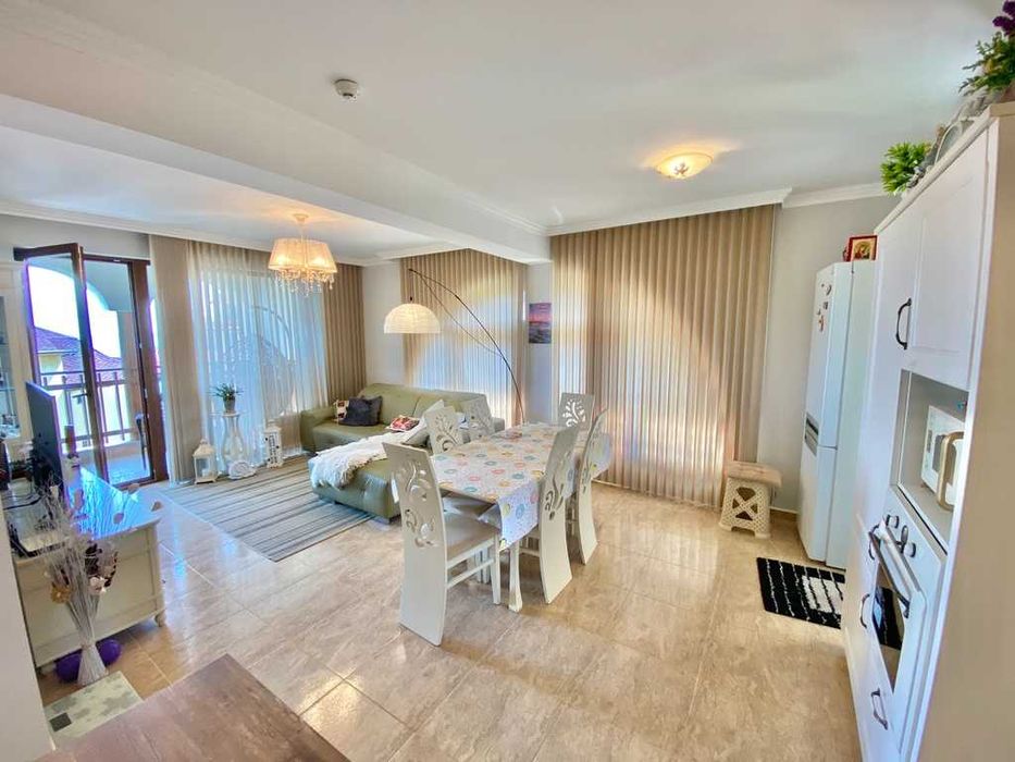 Продава се Четиристаен апартамент в Свети Влас - 129 кв.м за 2016 €/кв.м - Снимка #1