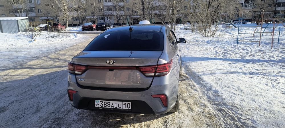 Продам Киа Рио премиум 2020года