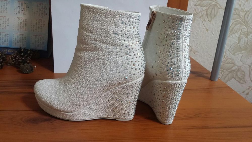 Полусапожки, ботильоны, ботинки, обувь