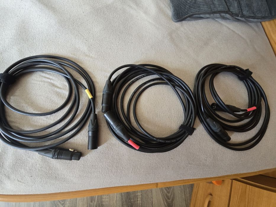 Cabluri DMX profesional Devine cu conectori Neutrik - 3 pini