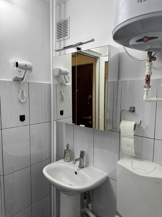 Garsoniera complet renovata, mobilata și utilata