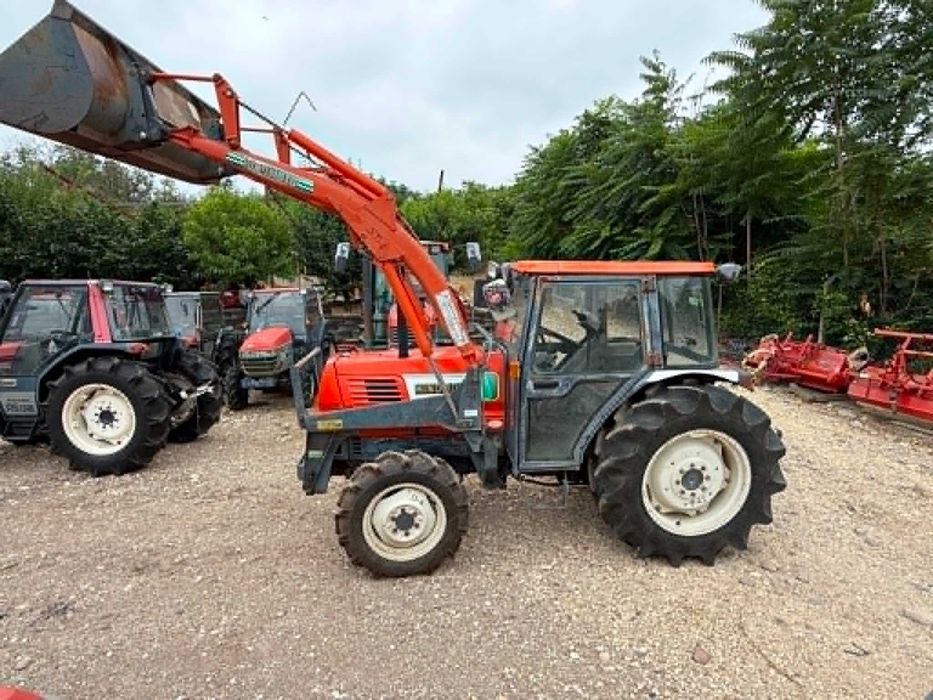 Челен товарач HINOMOTO NX430 4x4