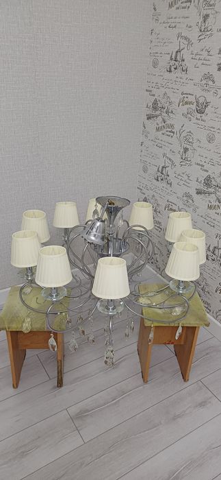 Люстра серебристый