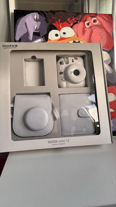 Fujifilm Instax mini 12