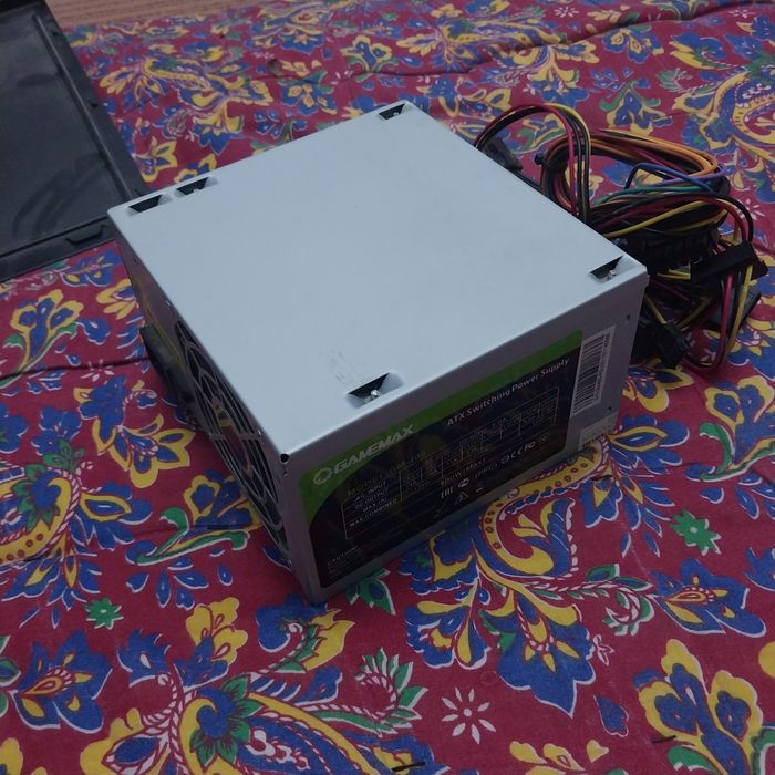 Блок питания Game max 400W