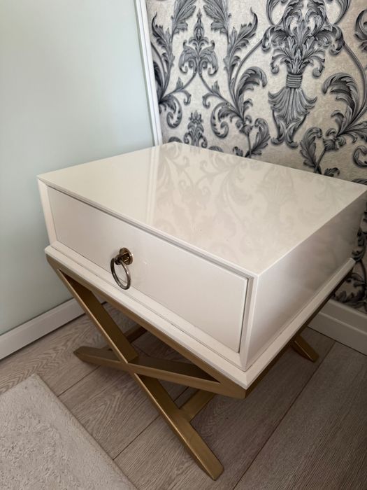 Прикроватная тумба